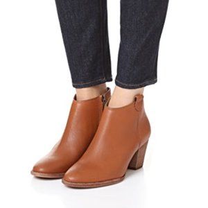 Madewell Billie Leather Boot in English Saddle